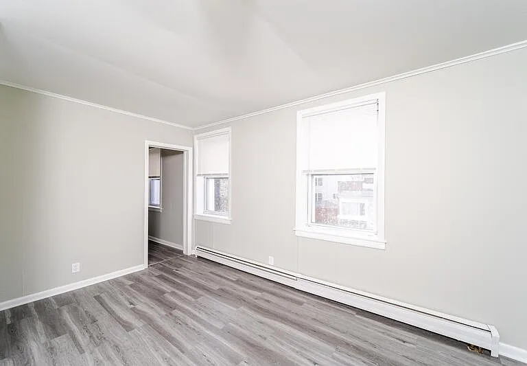 2316 4th Ave — Photo 9