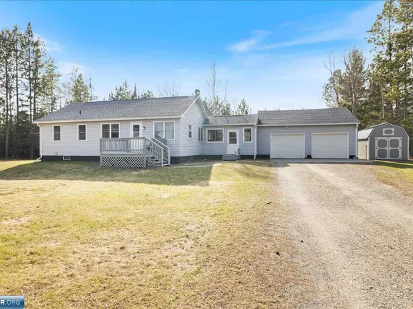 4858 Vermilion Trl, Gilbert, MN 55741