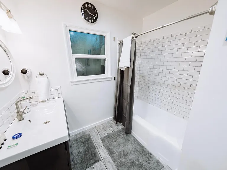 11682 Erwin St — Photo 56