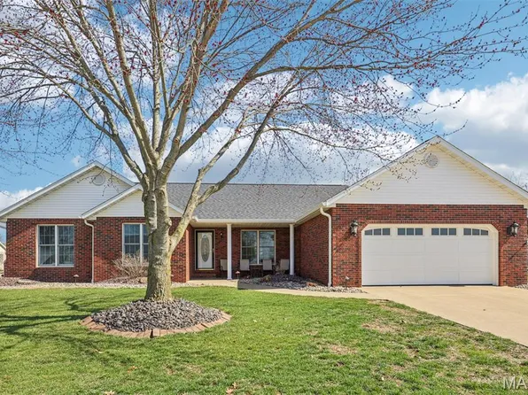 14220 Saint James Ln, Breese, IL 62230