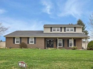 365 Meggon Rd, Red Lion, PA 17356