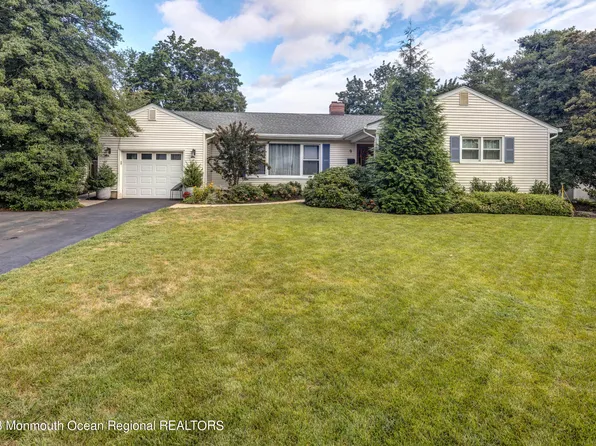 9 Rose Street, Lincroft, NJ 07738