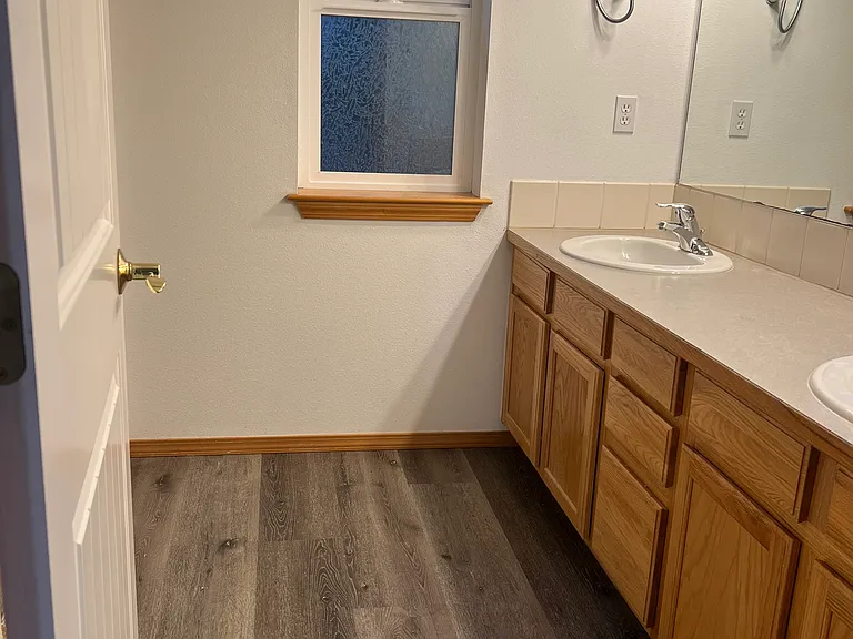 1603 Logan St — Photo 12