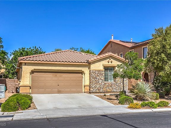 4th image of 8247 Oasis Bloom St