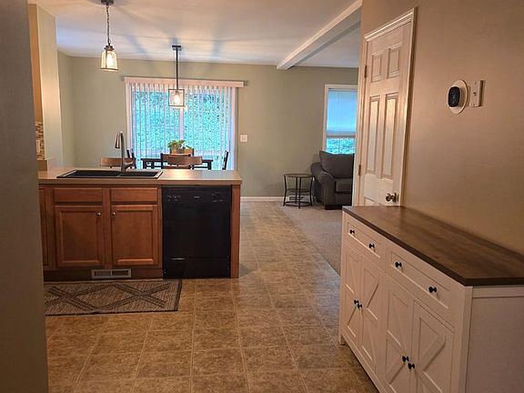 5th image of 704 Winding Ln