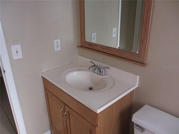 4th image of 6905 Mathers Ln APT B