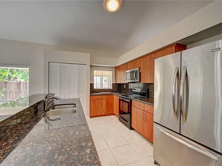 13348 NW 13th St — Photo 2