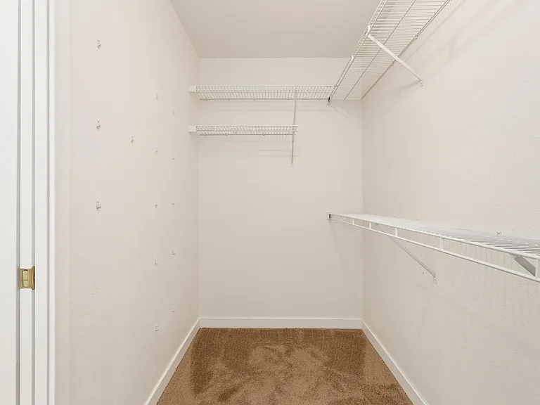 2535 Jones Ave NE — Photo 34