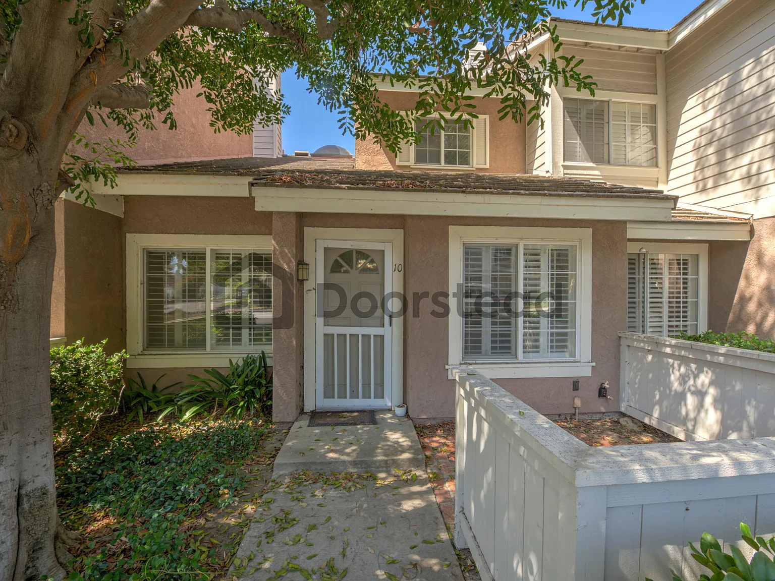 2 bed, 2.5 bath, 1150 sqft, $3,690 — Photo 4