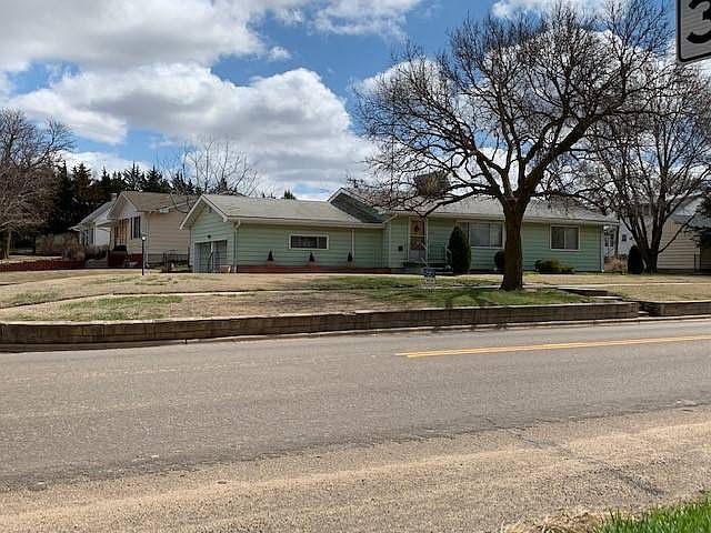 1st image of 317 N 6th St