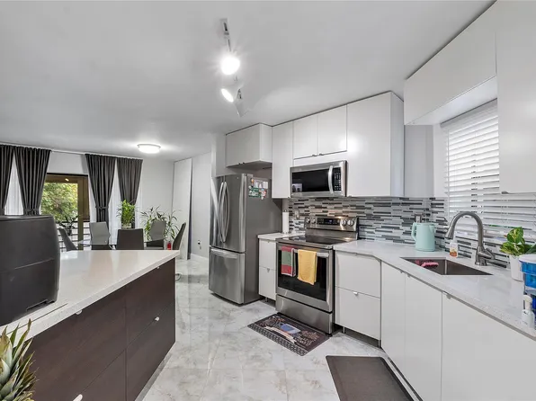 6855 W Broward Boulevard #302, Plantation, FL 33317