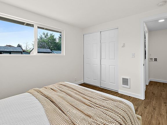 5th image of 1728 115th St S #1728