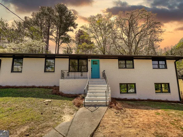 3340 Brenda Ln, Lithia Springs, GA 30122