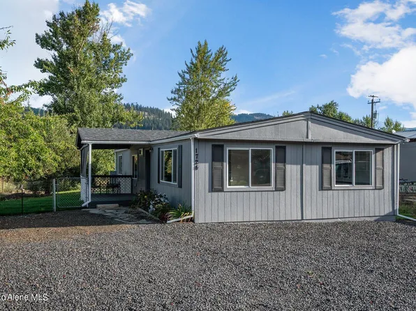 1724 Center Ave, Saint Maries, ID 83861