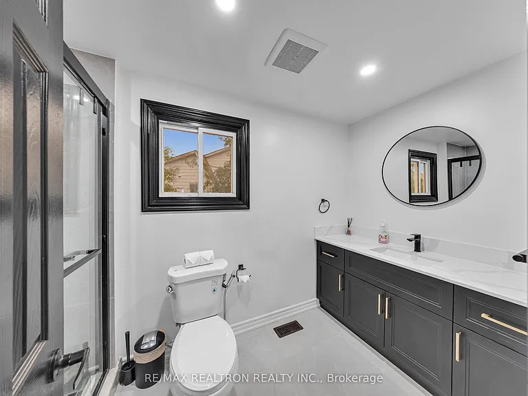 14 Grassmere Ct — Photo 16