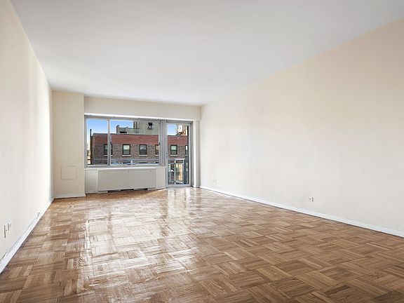 2nd image of 118 E 60th St APT 11B