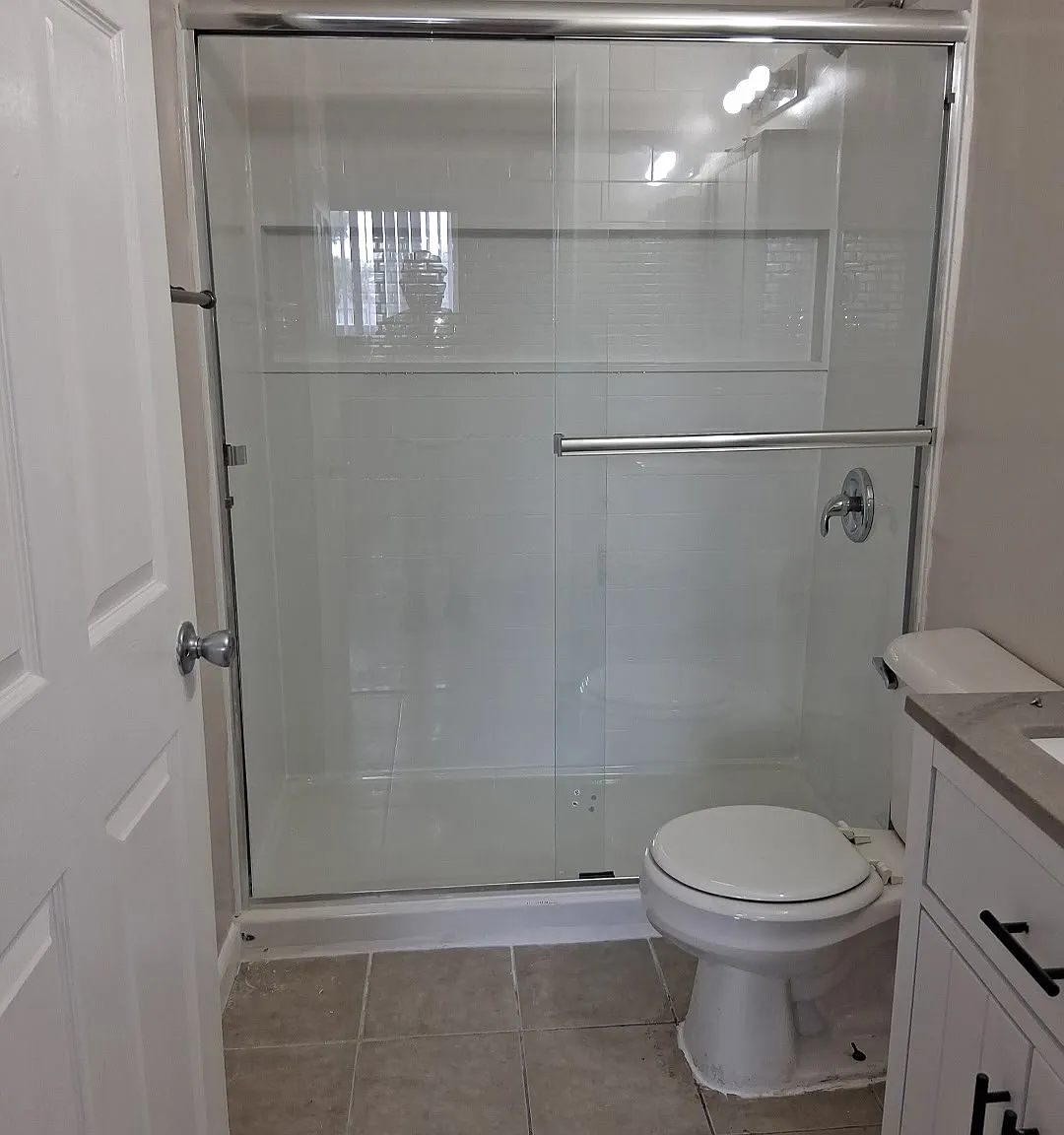 3 bed, 923 sqft, $2,300 — Photo 4