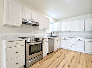 421A Wood Rd, Taylors, SC 29687