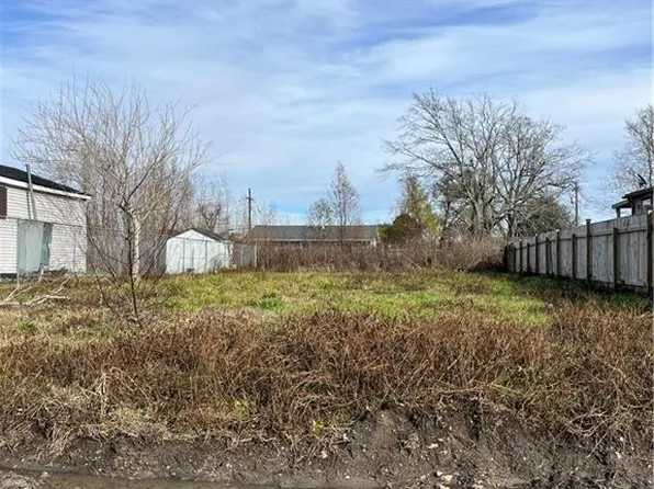 4669 Werner Dr, New Orleans, LA 70126