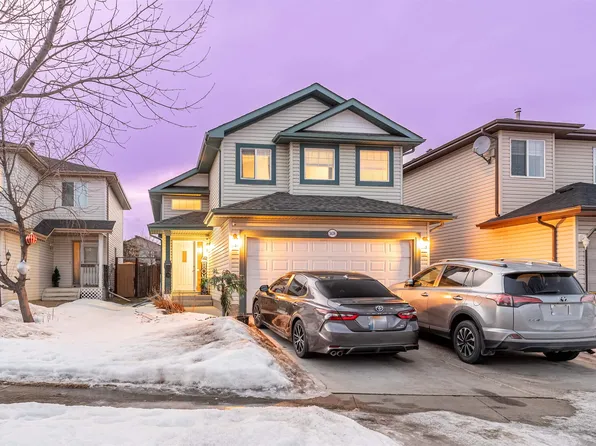 3438 19th St NW, Edmonton, AB T6T 1Y9