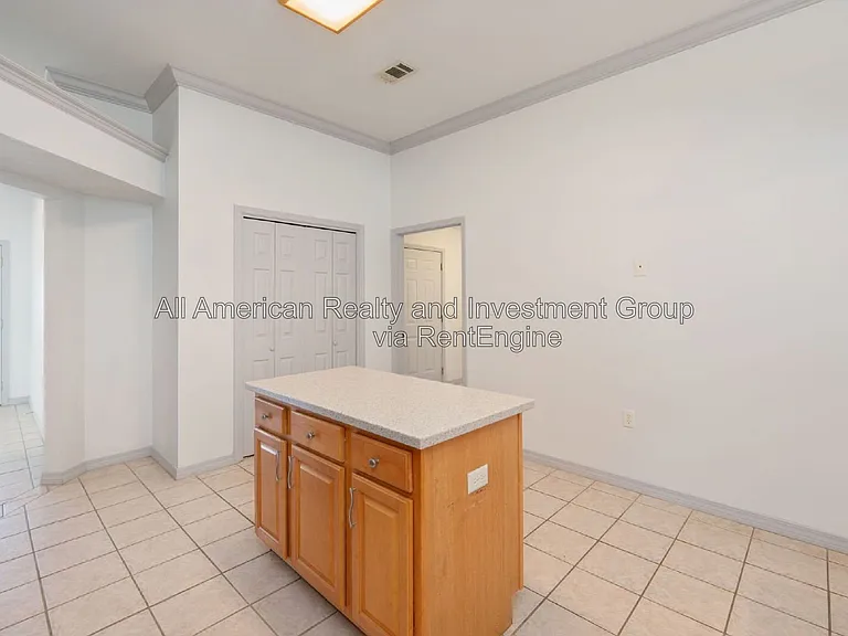 1940 Kadima Cir — Photo 22