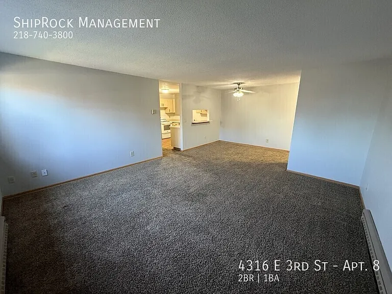 4316 E 3rd St #8 — Photo 4