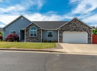 2075 Culver Loop, Sutherlin, OR 97479