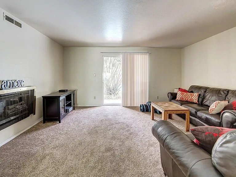 724 W 1720 N #102 — Photo 1