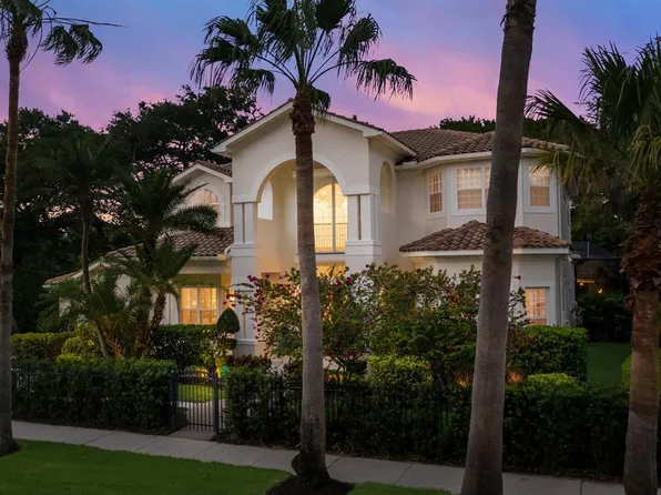 2131 McClellan Pkwy, Sarasota, FL 34239