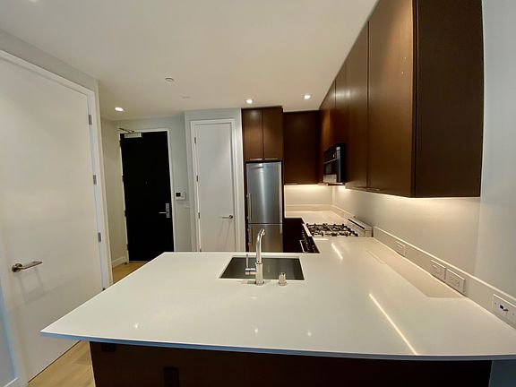 4th image of 468 Clementina St #302