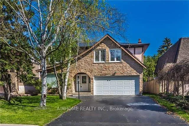 34 Hagerman Blvd