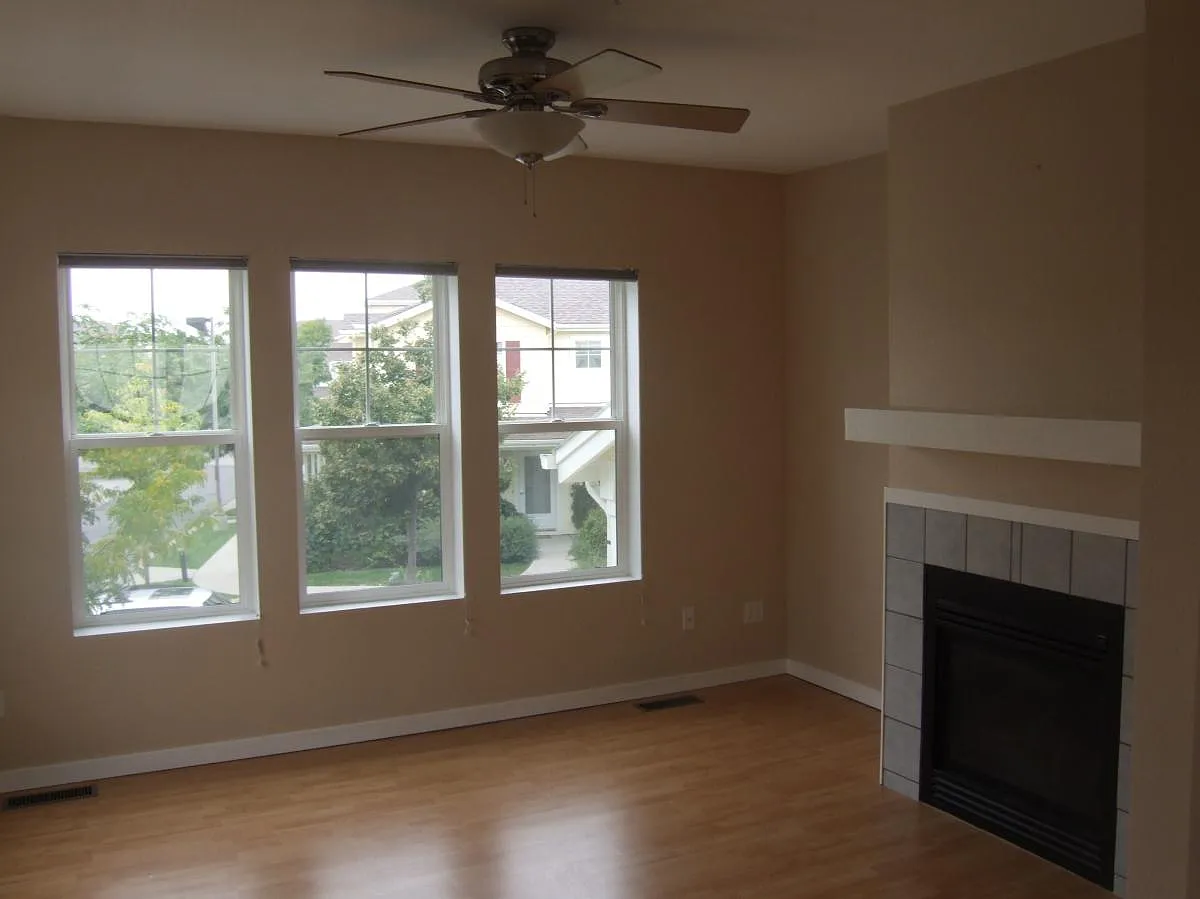 3910 Colorado Avenue — Photo 3