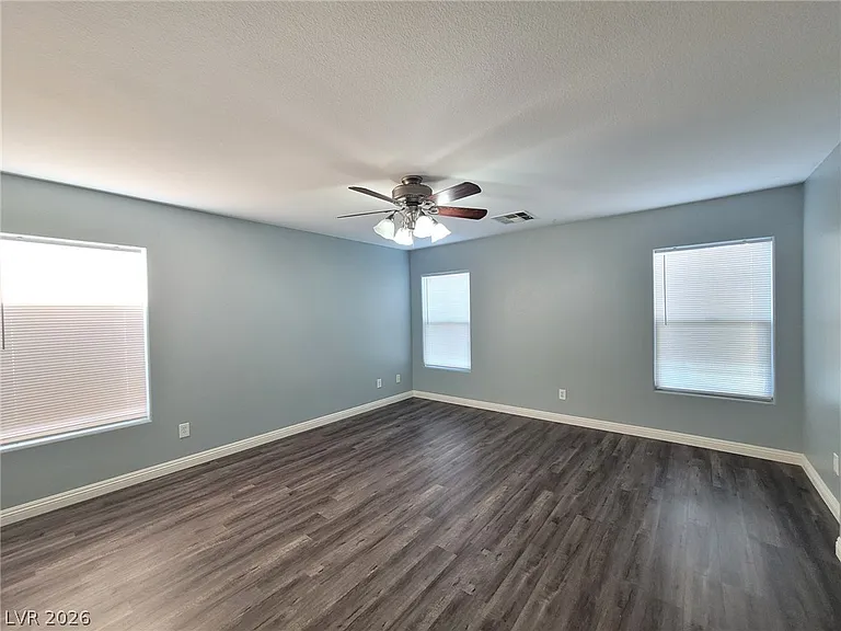 6172 Freedom Flag Ave — Photo 10