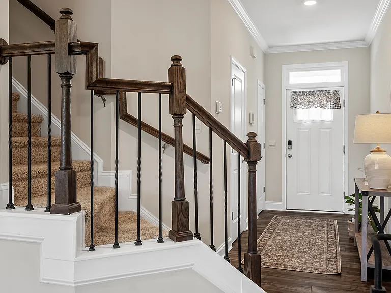 74 Creekview Rd — Photo 12