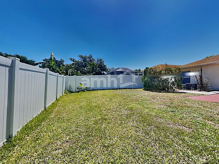 24801 Black Creek Ct — Photo 18