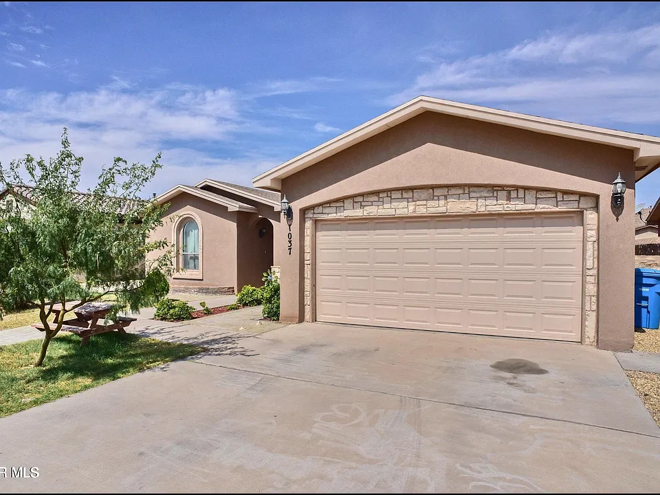 1037 Callisto Ct