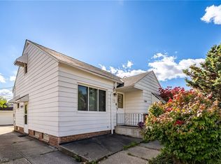 11808 Fordham Rd, Garfield Heights, OH 44125