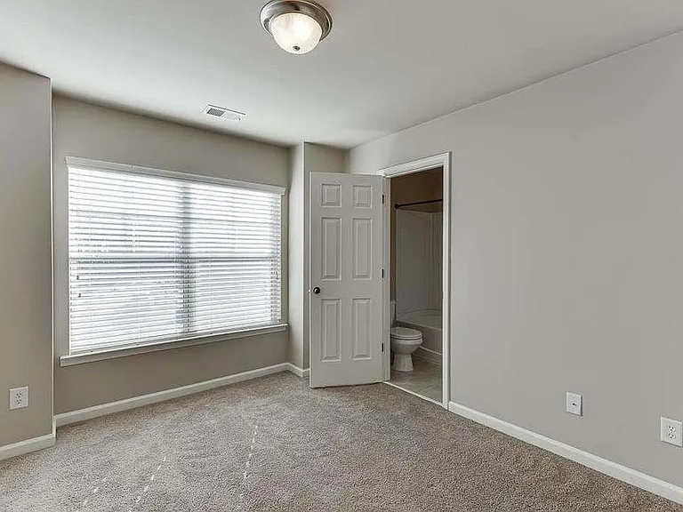 1043 Nightfall Ct NW — Photo 16