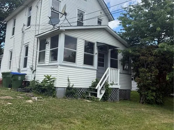 38 Monmouth Ave, Edison, NJ 08820
