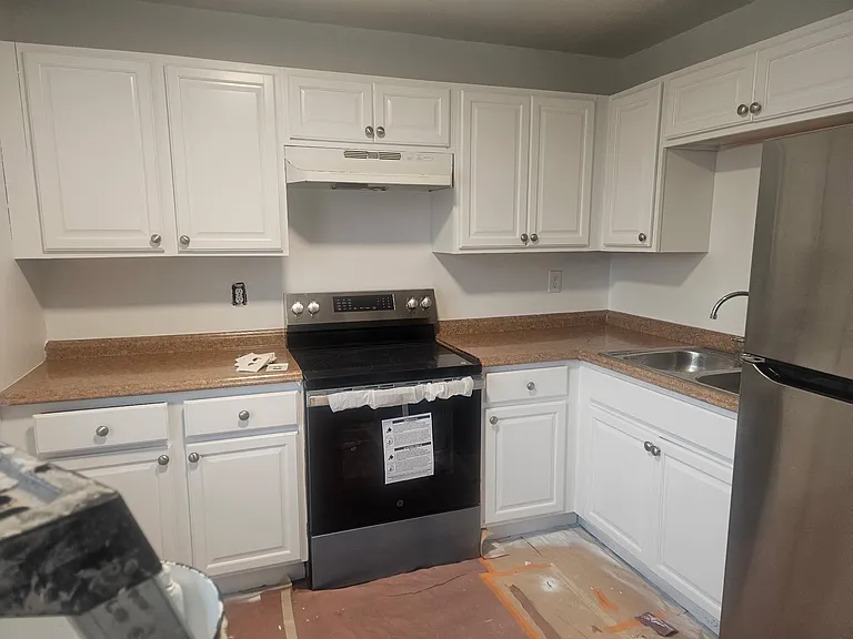 1108 Grove Ave — Photo 9