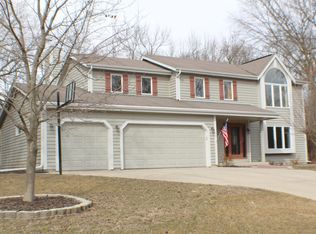 13580 W Paddock Pkwy, New Berlin, WI 53151