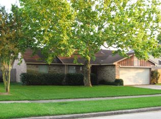 13734 Kensington Pl, Houston, TX 77034