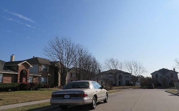4th image of 715 Garner Cir