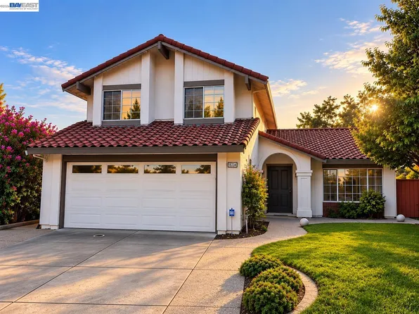 18734 Mount Lassen Dr, Castro Valley, CA 94552