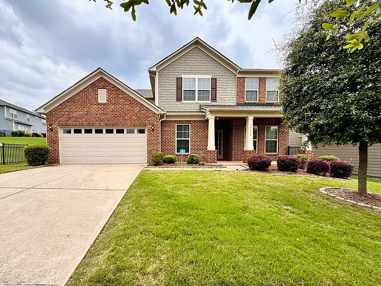 10428 Honeyfur Ct — Photo 1