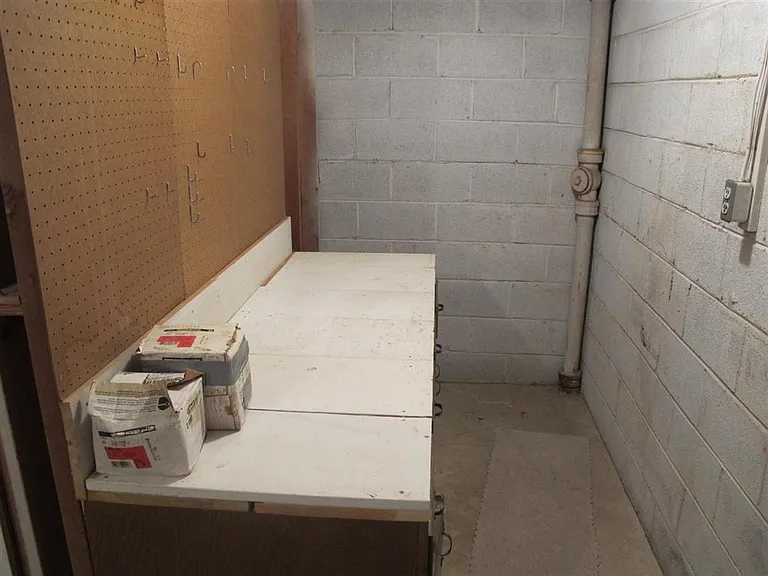6525 Orono Ct — Photo 22