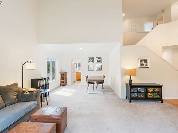 3rd image of 8943 SW 149th Pl