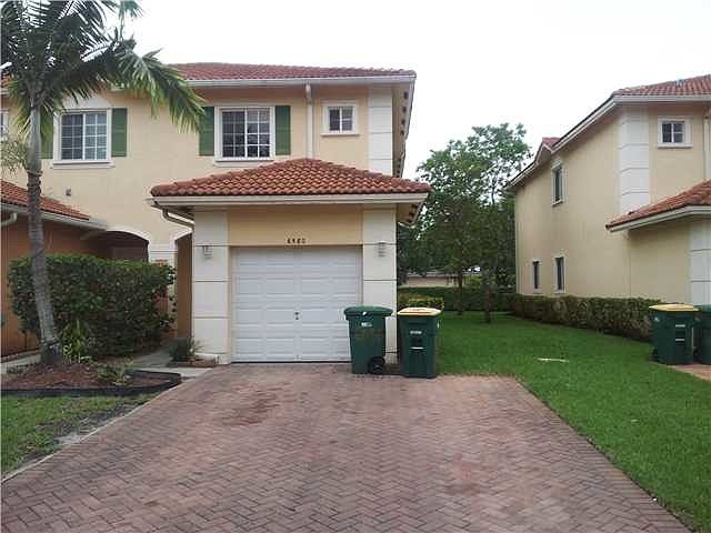 1st image of 6580 Catalina Ln