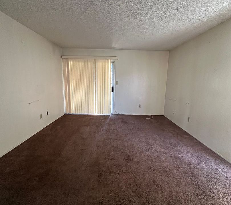 1st image of 1001 McDonald Way APT 19