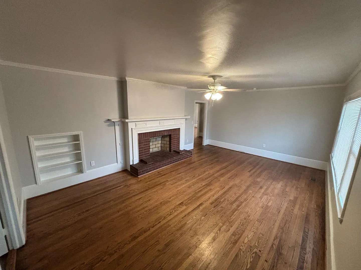 509 Erwin Rd - 509 A — Photo 3